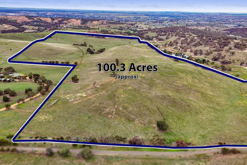 LOT 2/108 SUNNY HOLLOW LANE, PENTLAND HILLS, VIC 3341