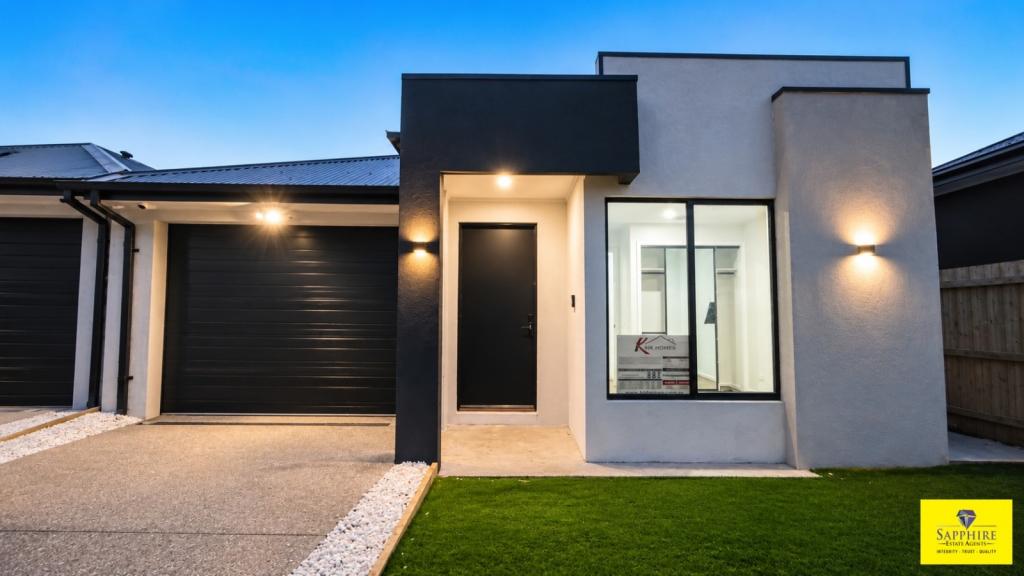 13 Collette Cct, Deanside, VIC 3336