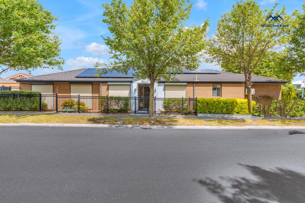 64 Ridgemont Dr, Berwick, VIC 3806