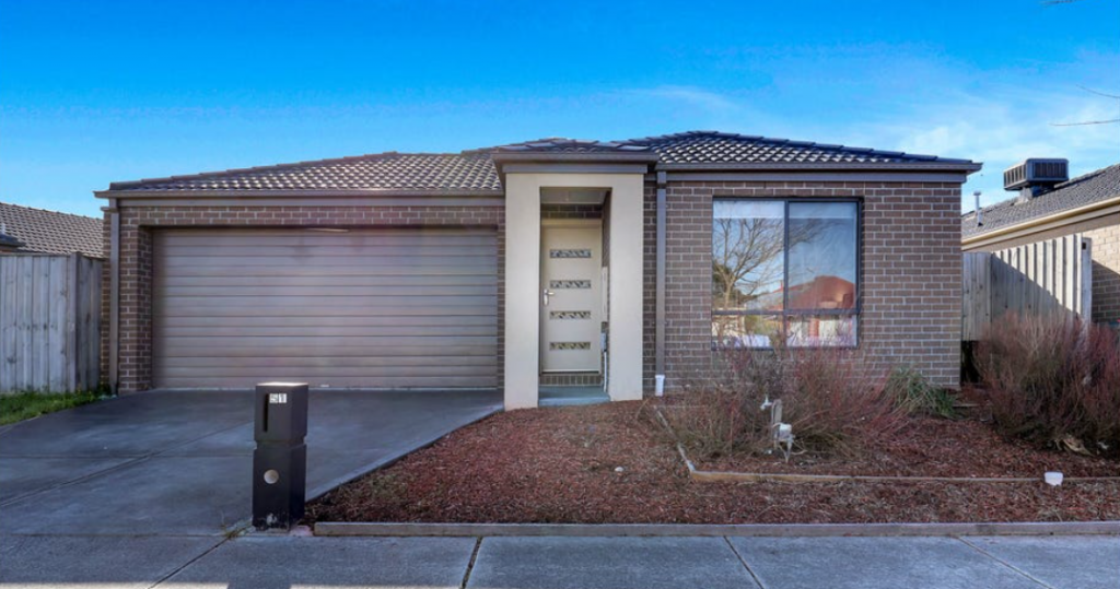 51 KENNEDY PDE, ROXBURGH PARK, VIC 3064