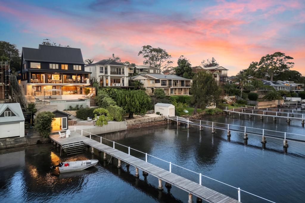 34 Eulalia Ave, Point Frederick, NSW 2250