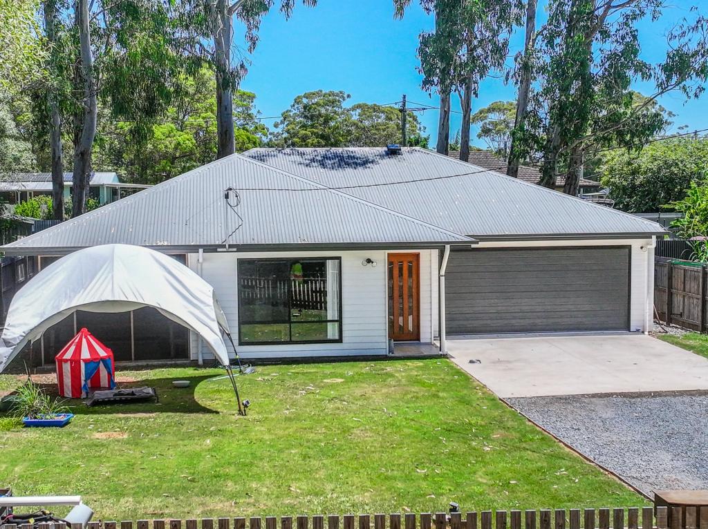 8 Nautilus Pde, Russell Island, QLD 4184