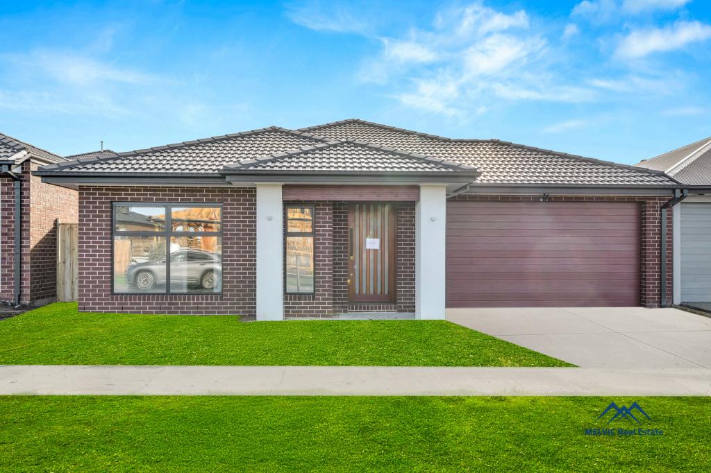 18 Foreshores Dr, Donnybrook, VIC 3064