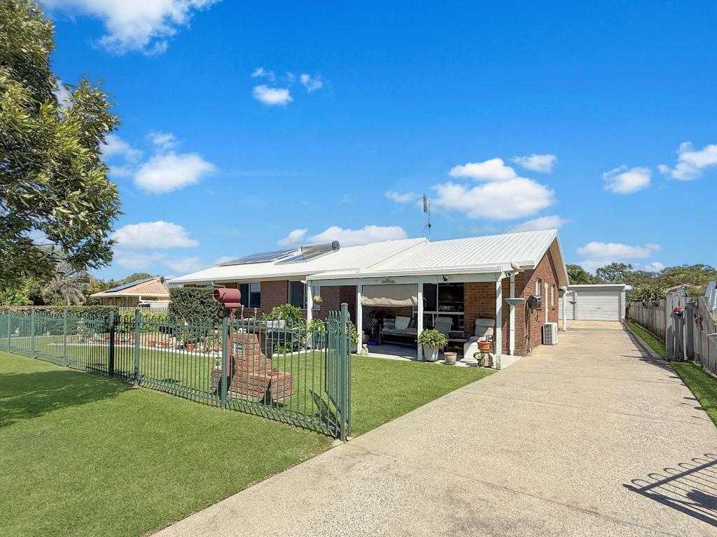 16 Harselaar Dr, Point Vernon, QLD 4655