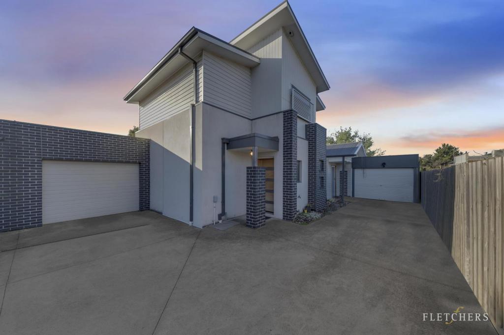 2/31 Heffernan St, Laverton, VIC 3028