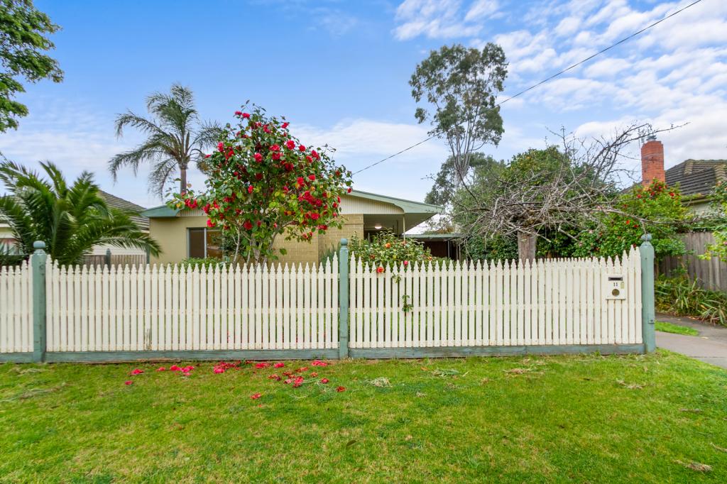 11 Mcghee St, Sale, VIC 3850