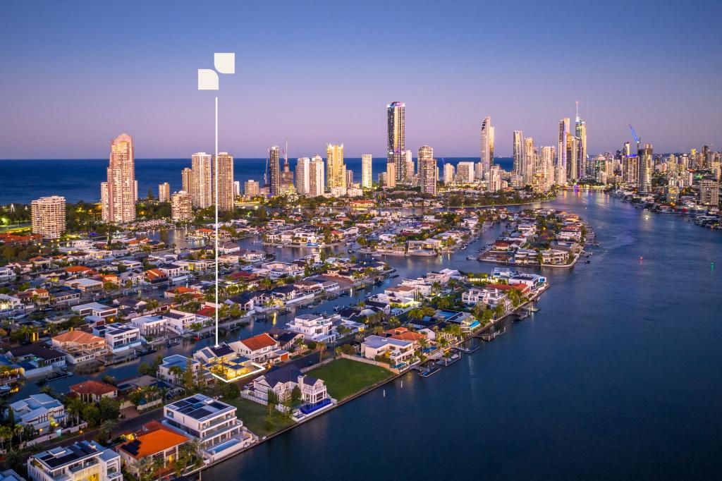 102 COMMODORE DR, SURFERS PARADISE, QLD 4217