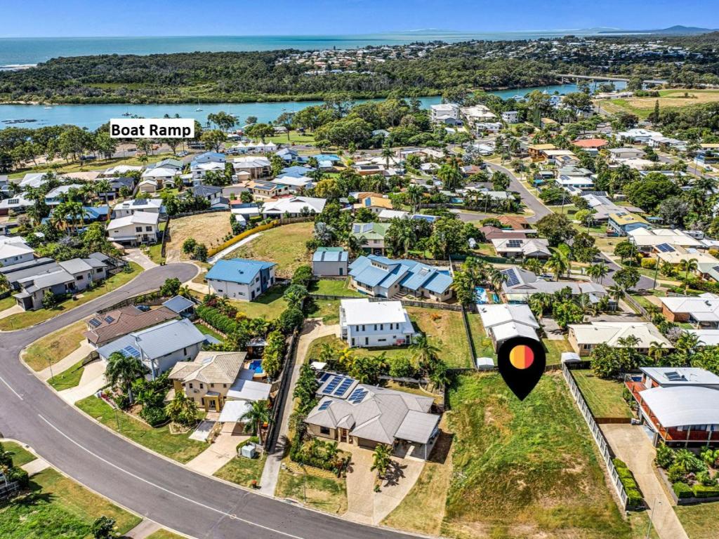 29 Lighthouse Dr, Boyne Island, QLD 4680