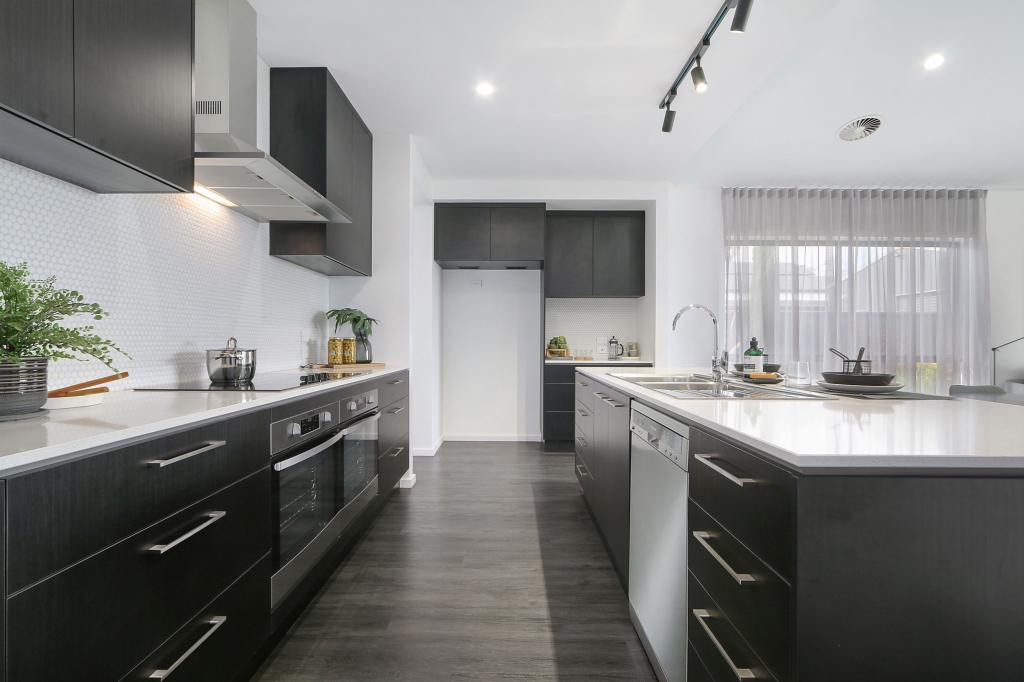 70 Brooklyn Dr, Thurgoona, NSW 2640