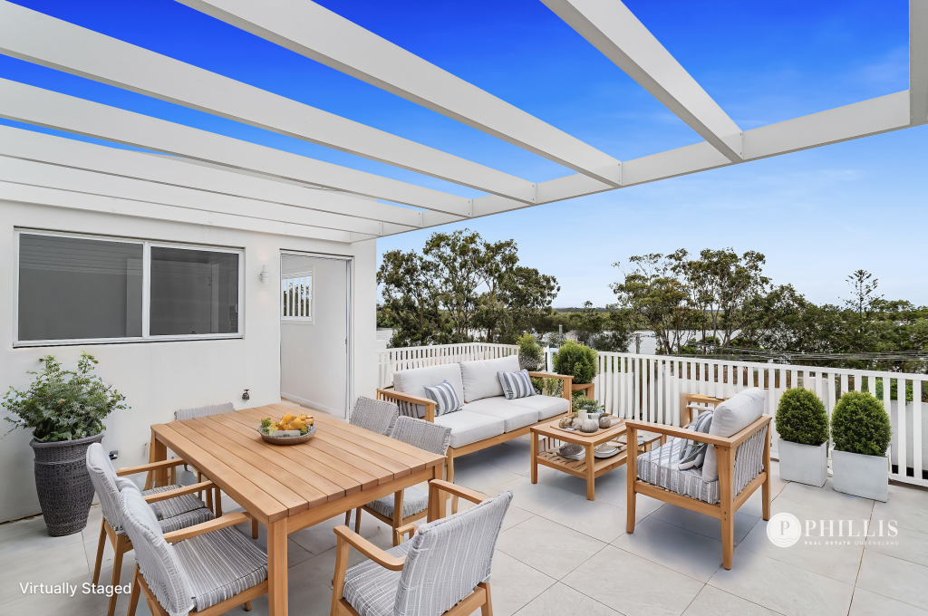 Villa 2 3 Esplanade West, Paradise Point, QLD 4216