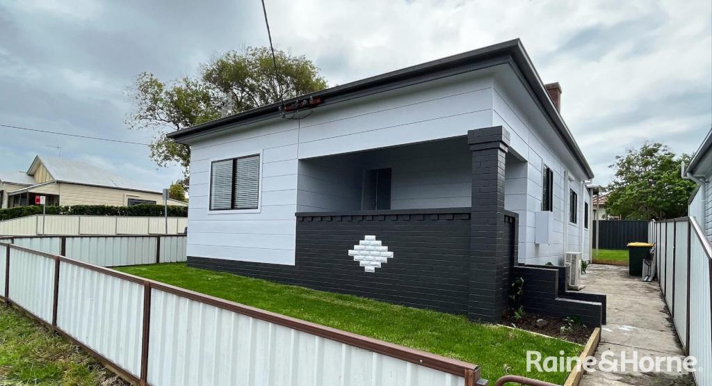 9 Evans St, Belmont, NSW 2280