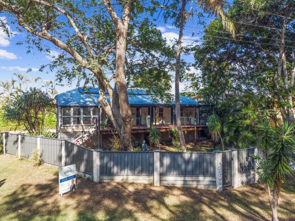 118 Esplanade, Toogoom, QLD 4655