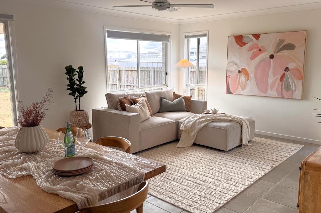 36 Fitzgerald Cct, Wyreema, QLD 4352