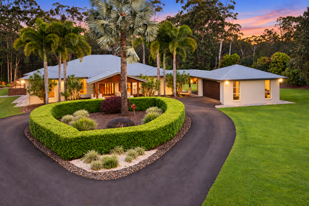 27 Adensfield Ct, Cooroibah, QLD 4565