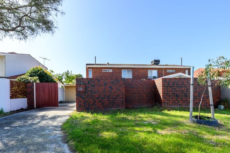 14 Melinga Ct, Karawara, WA 6152