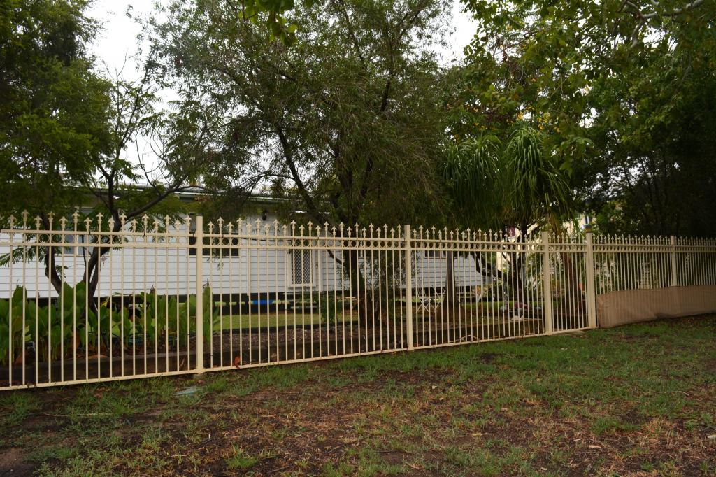 11 Acacia St, Blackall, QLD 4472