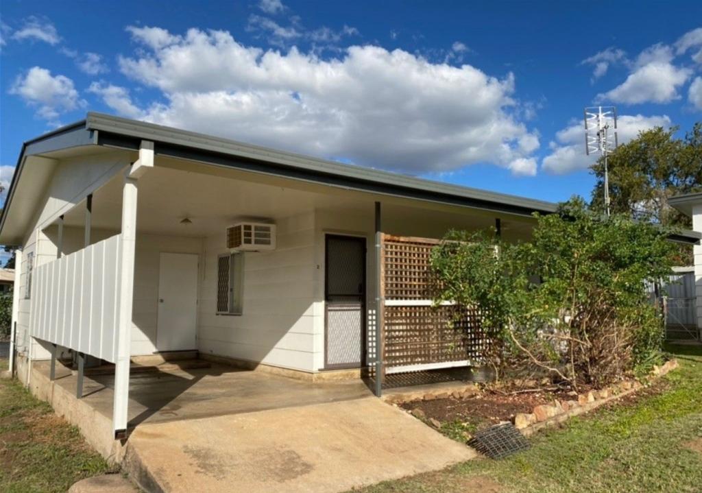 2/1 Herring Ct, Clermont, QLD 4721