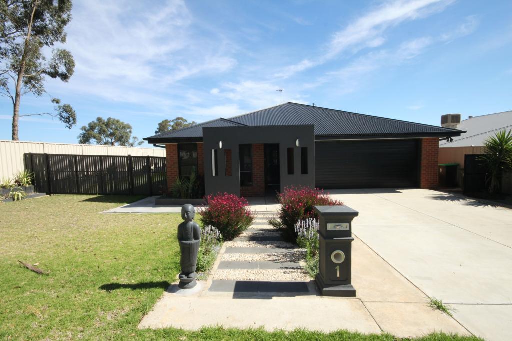 1 Barmedman Ave, Gobbagombalin, NSW 2650