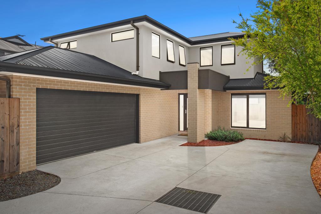 2/27 Shakespeare Ave, Mooroolbark, VIC 3138