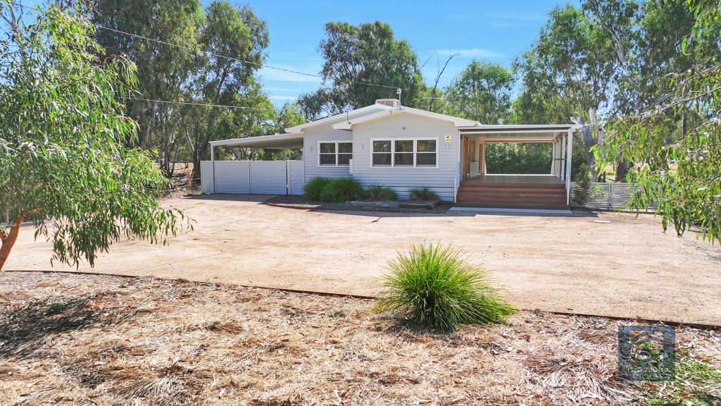 58 Radcliffe St, Echuca, VIC 3564