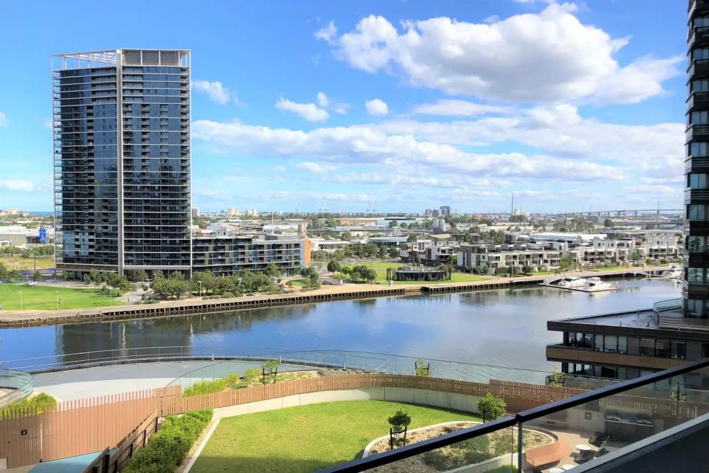 905n/883 Collins St, Docklands, VIC 3008