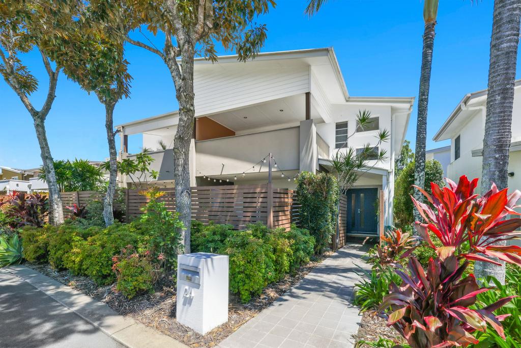 24 LILLIE ST, BURLEIGH WATERS, QLD 4220