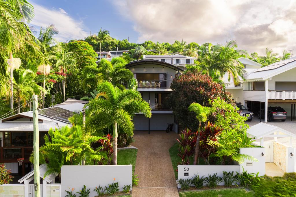 50 Ballow St, Coolangatta, QLD 4225