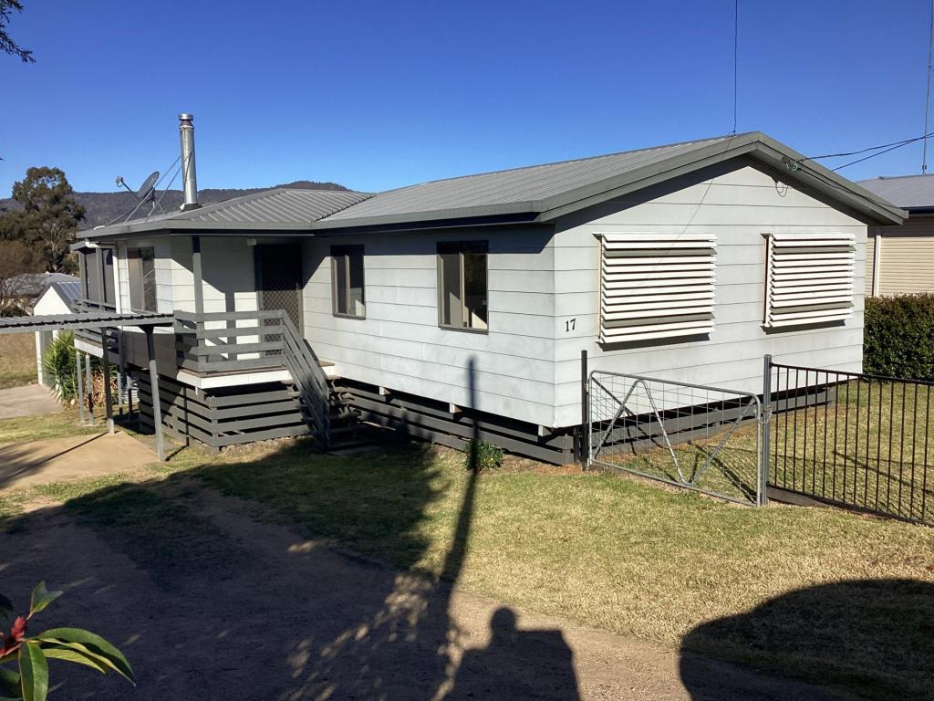 17 Cedar St, Killarney, QLD 4373