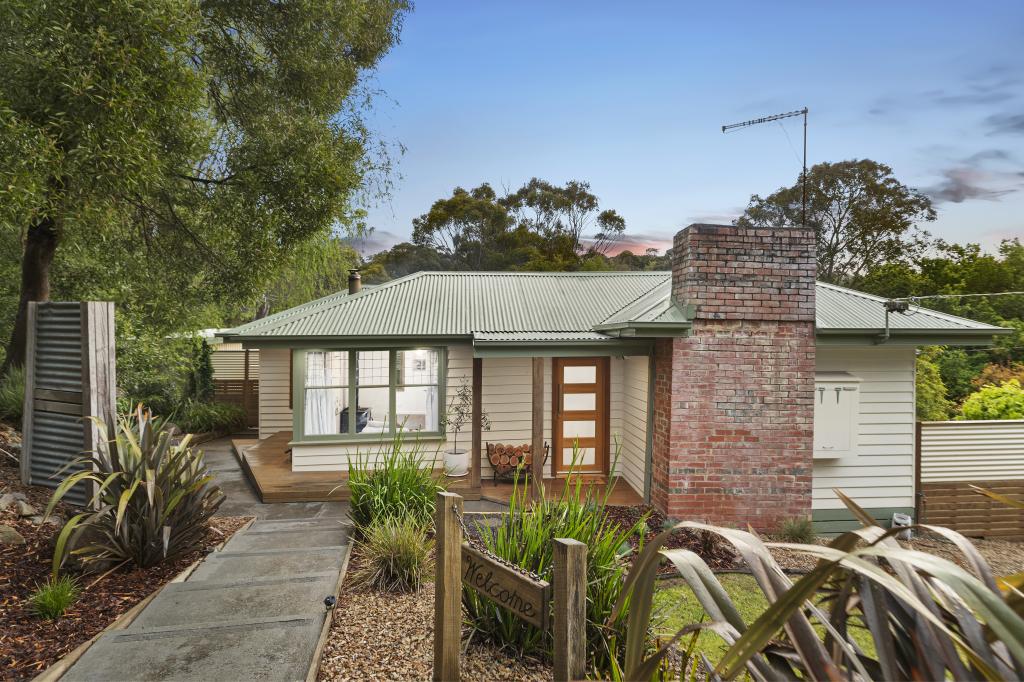 46 Janiesleigh Rd, Upper Ferntree Gully, VIC 3156