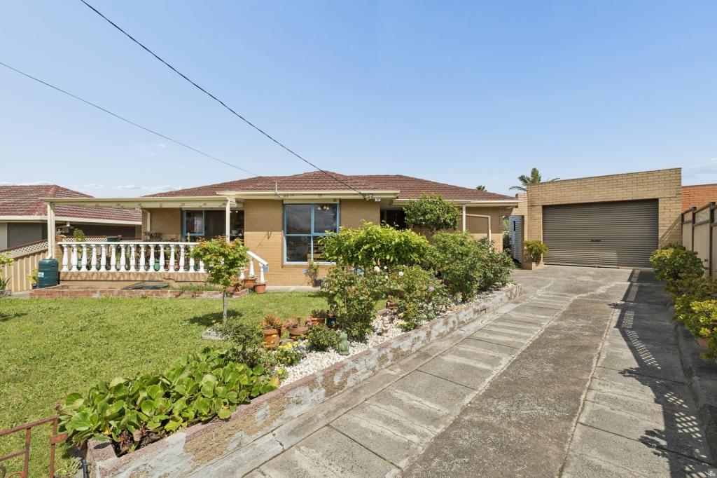 4 OAKDALE PL, THOMASTOWN, VIC 3074