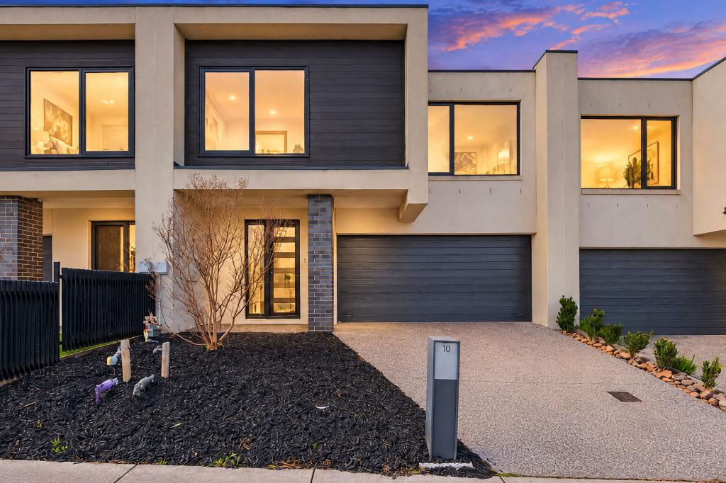 10 GRACE ST, OFFICER, VIC 3809