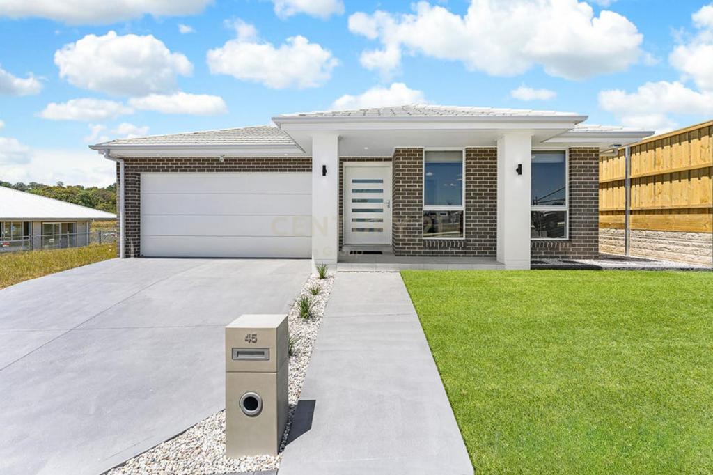 45 Binshaw Cres, Menangle Park, NSW 2563