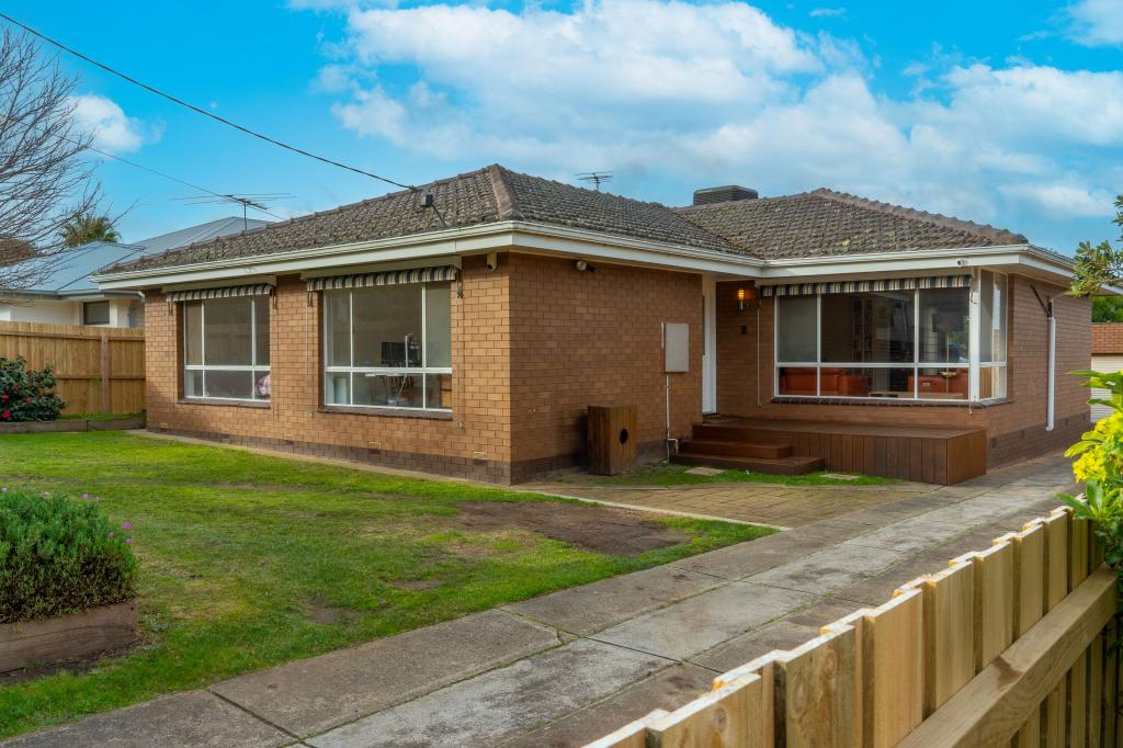 2 Byambee Ct, Grovedale, VIC 3216