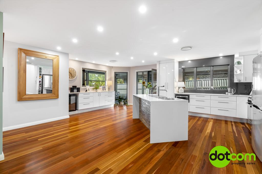 39 Eighth Ave, Toukley, NSW 2263