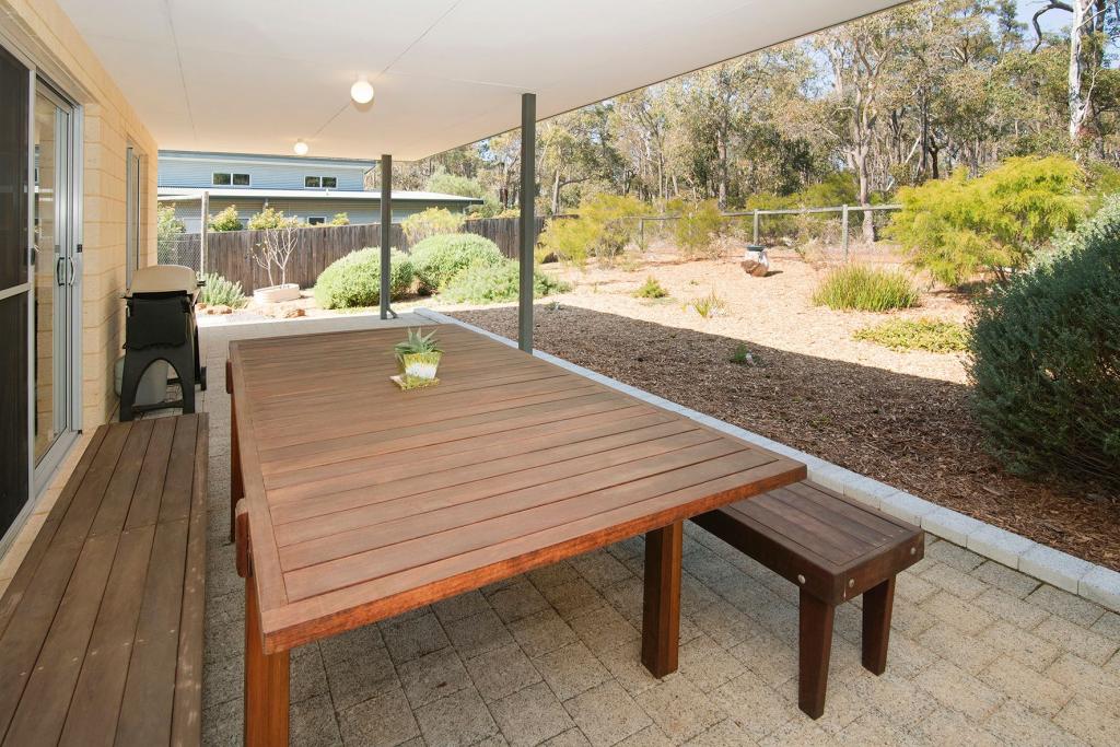5 Wandoo Pl, Cowaramup, WA 6284