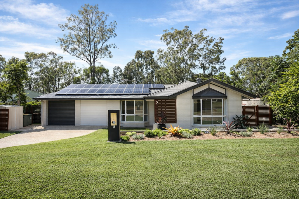 5 Baccata Pl, Forest Lake, QLD 4078