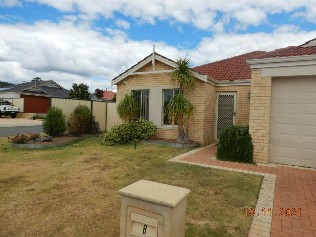 8 D'VITALE LOOP, BYFORD, WA 6122