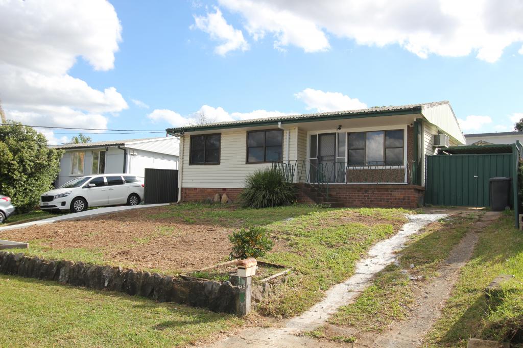 35 Aberdeen Rd, Busby, NSW 2168