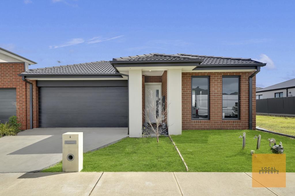 6 JOONDALUP ST, STRATHTULLOH, VIC 3338