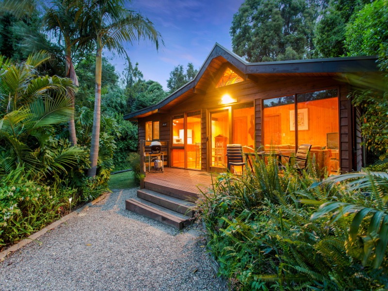 8b Mortimer St, Mallacoota, VIC 3892