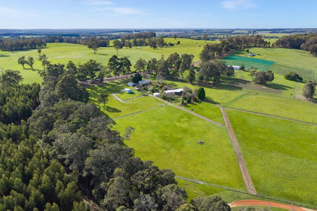 1681 Graphite Rd, Glenoran, WA 6258