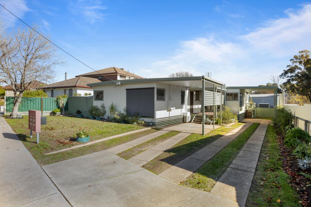 Unit 1 & Unit 2/4 Sutherland St, Stawell, VIC 3380