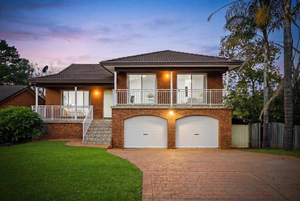 5 VINTAGE PL, MINCHINBURY, NSW 2770