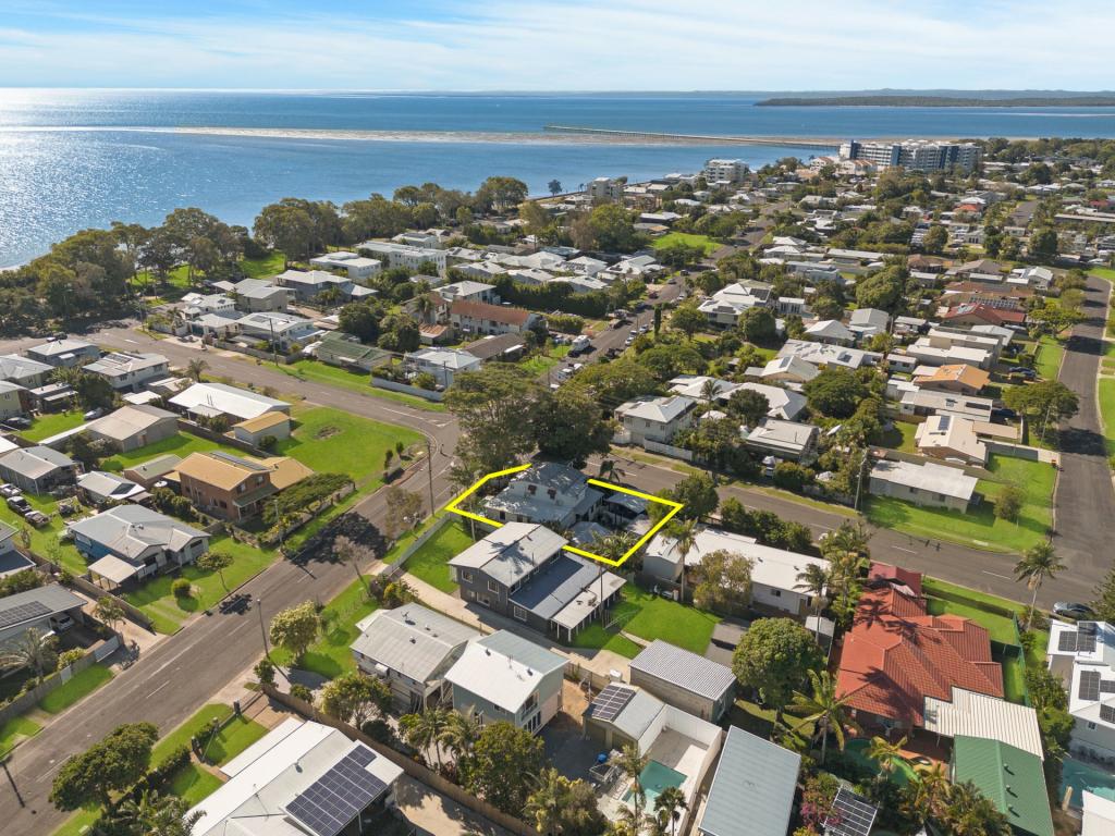 219 Cypress St, Urangan, QLD 4655