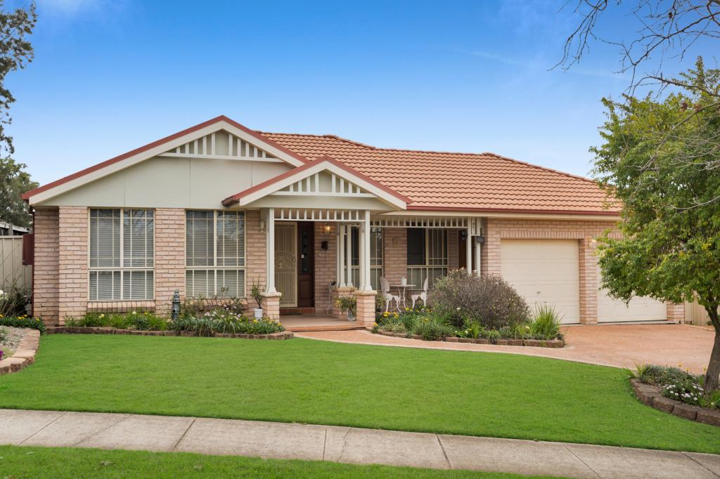 29 William Mannix Ave, Currans Hill, NSW 2567