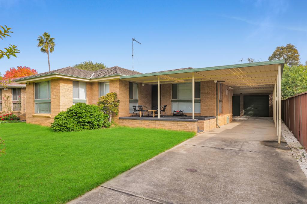 4 Dampier Pl, Leumeah, NSW 2560