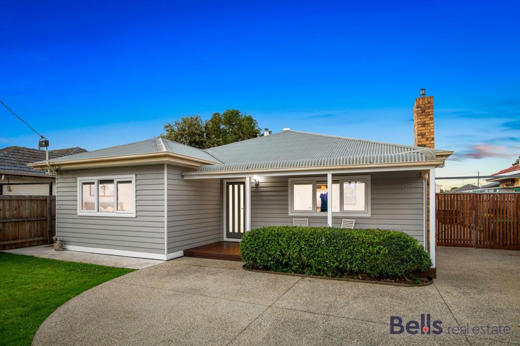 32 Poole St, Deer Park, VIC 3023