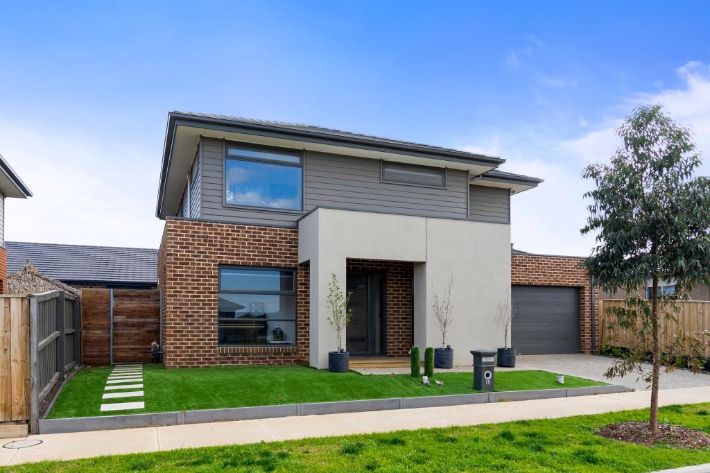 15 Yallaroo Ch, Werribee, VIC 3030