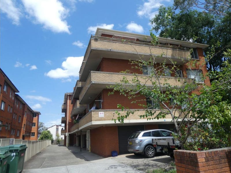 15/9-11 Lackey St, Fairfield, NSW 2165