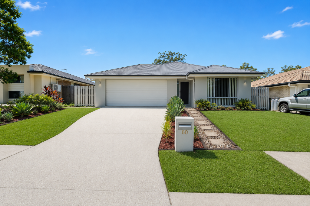 60 Cardena Dr, Augustine Heights, QLD 4300